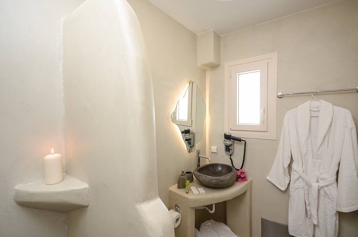 Beach Suites in Naxos Agia Anna